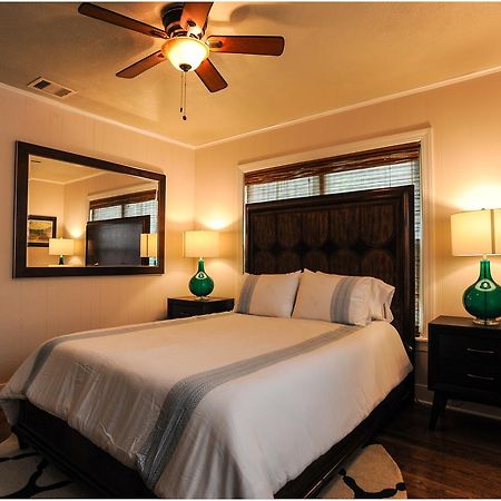 The Coyle Cabin - Close To Downtown, Stadiums, U Of H, Med Center Houston Esterno foto