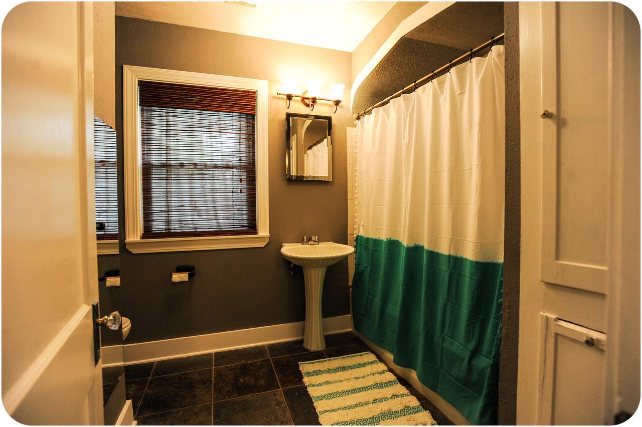The Coyle Cabin - Close To Downtown, Stadiums, U Of H, Med Center Houston Esterno foto